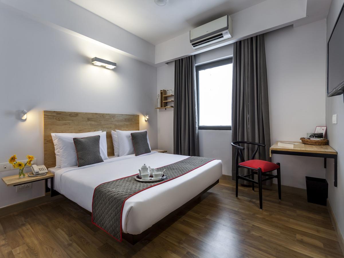 Hotel Oyo Townhouse 5 Jubilee Hills Hyderabad Exterior foto