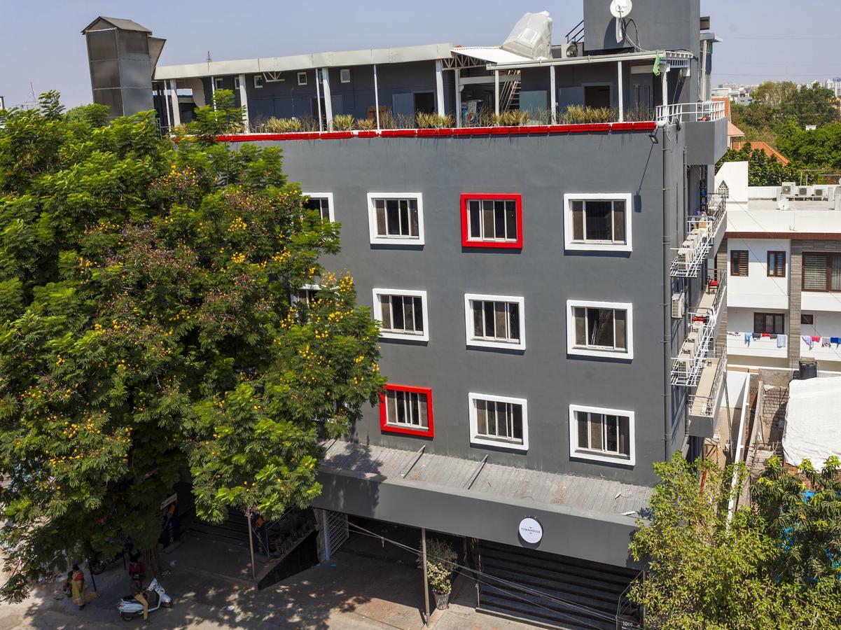 Hotel Oyo Townhouse 5 Jubilee Hills Hyderabad Exterior foto